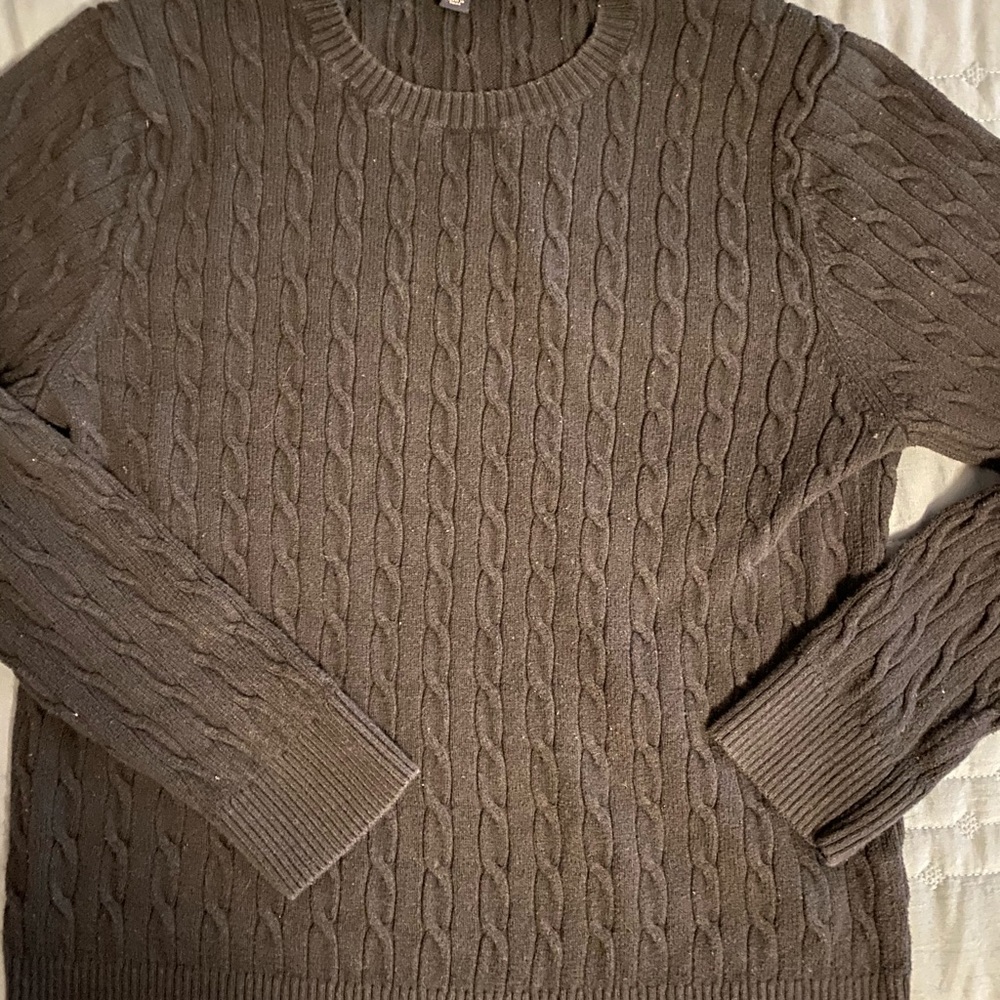 ⭐️Lands End Women’s Black sweater⭐️